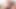 Genç erkek avcısı orta yaşlı seksi kadın komşunun sert yarağını emiyor