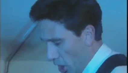 Bir laura melek inanılmaz oral seks