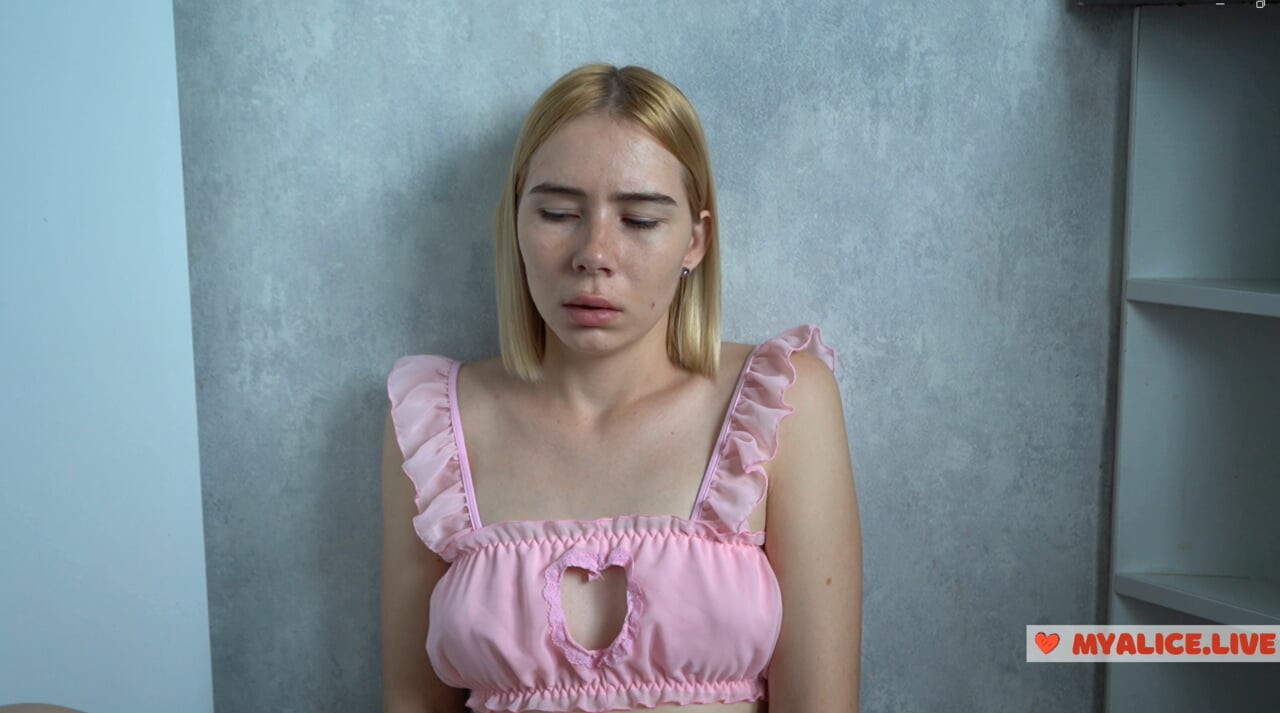 Güzel Alice orgazm oluyor, güzel acı
