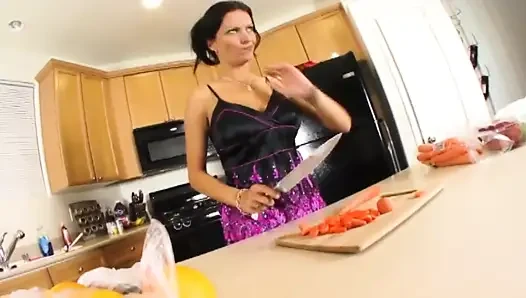 Üvey anne büyük ve sert seviyor - bölüm 5
