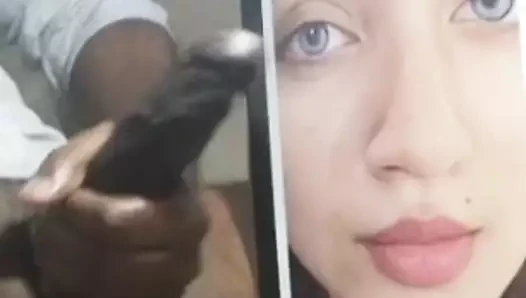 Actress nazriya büyük siyah horoz haraç