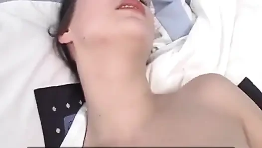 Fransa'dan en iyi yarak emen genç kız sikiliyor