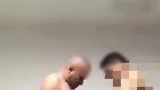 Meu tio  deixou mamar a pica