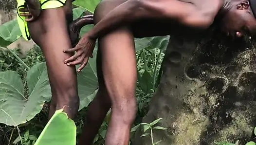 Çiftçi işçileri seks yapıyor