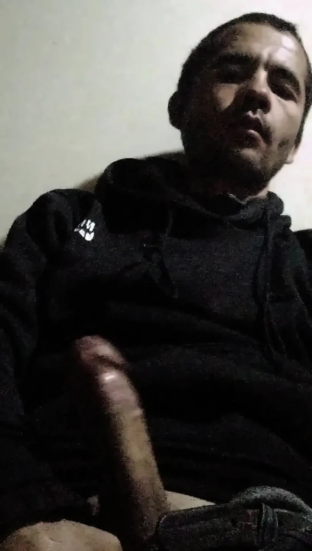 Kne boşalmama yardım etmek isteyen var