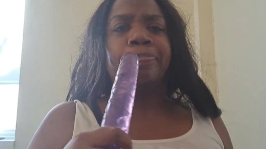 Madeleine gül dağınık yapay penis öğürme - römork