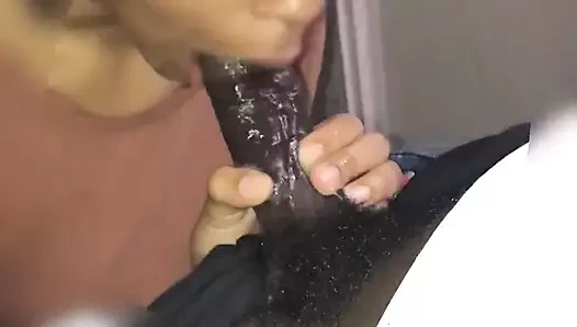 Sevimli Alman hatunum gelene kadar iyi bir dakika için beni boğazladı