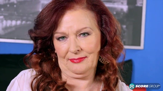 73 yaşındaki ateşli amcığı sik!