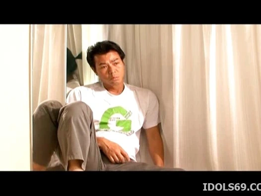 İki lezbiyen ile şehvetli yatak odası romantizmi - daha fazlası hotajp.com'da