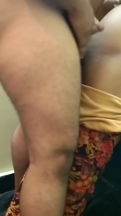 Незабываемый момент из "Бхабхи хочет тяжелую работу от dever четкий звук"