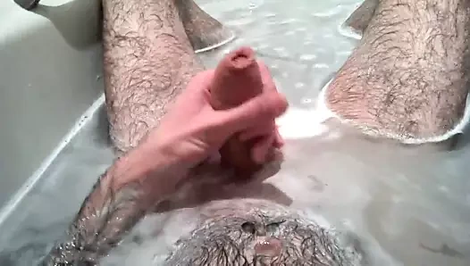 beni okşayarak içinde banyo ile cum shot