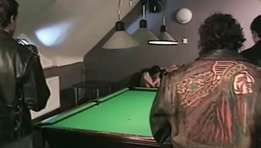 anita sarışın ve anita karanlık alem (1995)