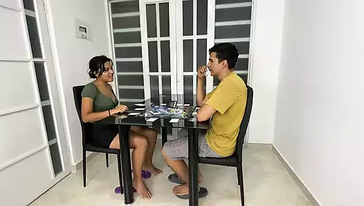 Masa Oyunları mı? Hayır, onun yerine seks yapalım!