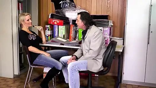 Julia Pink yarağımı seviyor!