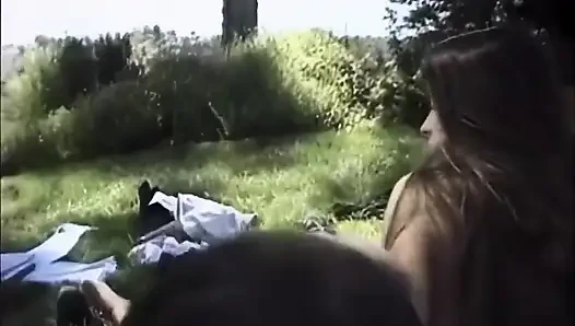 2 orospu için 1 penis