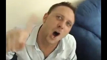 el işi protesto song.womb