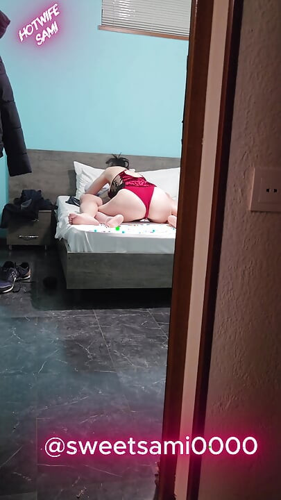 Suçüstü mü yakalandı? Hayır, kocam her saniye dışarıda film çekiyor
