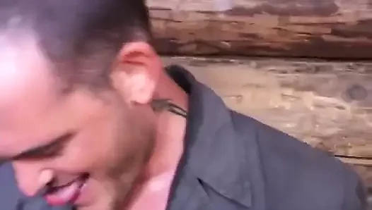 Groupsex sikme alem içinde the dağlar