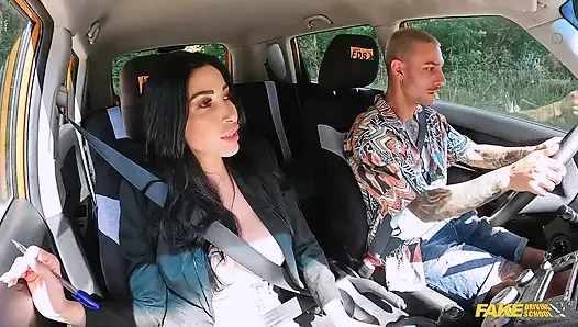 Fake Driving School - две руки на эрекцию да на дороге