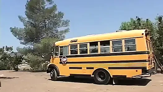 Siyah hastalar beyaz doktorun büyük beyaz yarağının tadını çıkarıyor