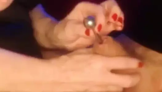 Baştan çıkarıcı çoraplar ve cızırtılı ağda oyunu: baskın itaatkar bir zevk 02