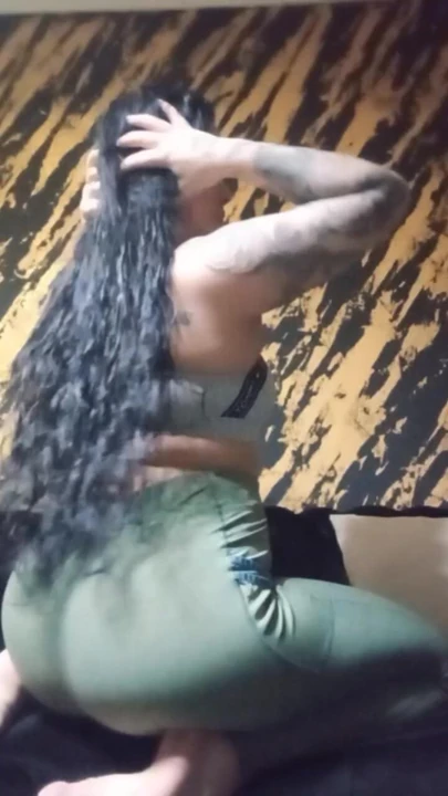 Profilimde daha uzun bir videodan daha fazla içerikten kısa önizleme
