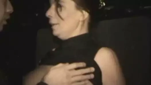 Vahşi punk Hollandalı oral seks