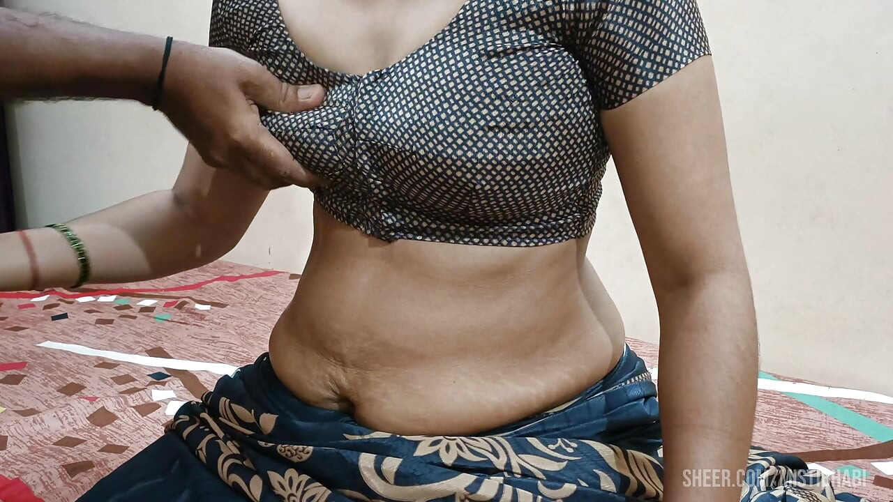 Mistibhabi sert chudai sari pehenkar