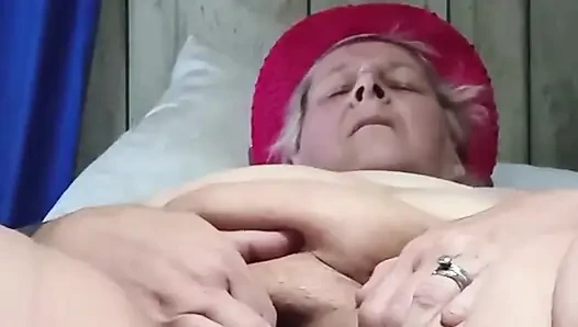 Parmaklarını deliğine sokuyor boşalmak onun hedefi