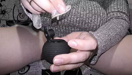 Aldatan evli kadın Milky Mari amında döl dolu kullanılmış prezervatifle oynuyor ve gerçek bir döl hamileliği dölleme alıyor