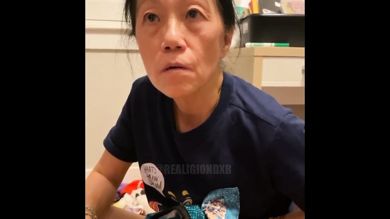 Asyalı nineler seni sikiyor!