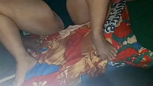 Ateşli ve seksi komşumu sikiyorum