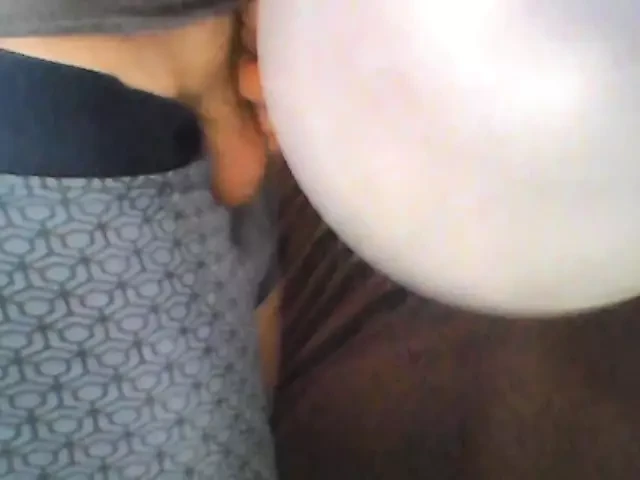 Eldiven balon amcık sikişi