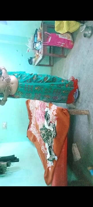 Sexy Blowjob Desi indian bhabhi