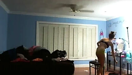 Web kamerası: yeni dikenli direğe sıyırma