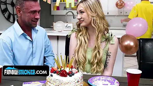 Doğal memeli minyon üvey kız Daisy Lavoy üvey babasını baştan çıkarıyor ve biniyor