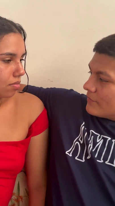 Airbnb ev sahibimle yatmakla ilgili çılgın bir fantezi