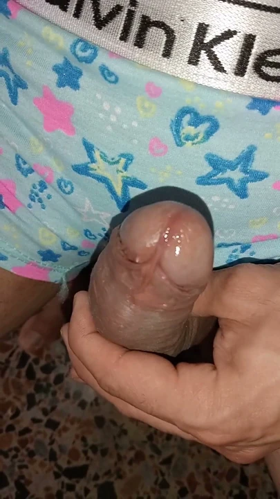 büyük yarak ve damarlı, yeni mavi yıldız külotla mastürbasyon, sert mastürbasyon, dev yarak | Klip 2