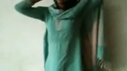 Desi paki öğretmen oral seks öğrenci horoz oral seks