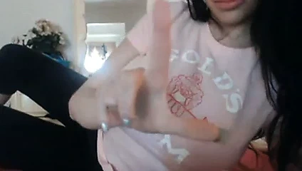 busty sürtük aşağılıyor