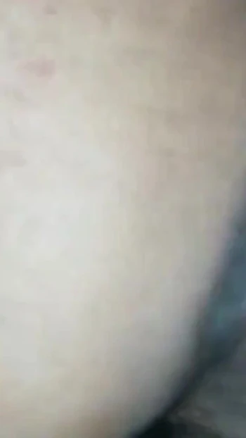 Захватывающий момент из "Пакистанская студентка трахается в тугую киску"