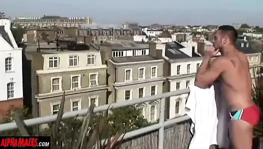 Alphamales.Com - kaslı eşcinsel baba için yaz mastürbasyonu