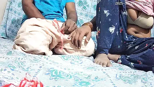 Hintli dasi bahabi ve dewar odada sikişiyor 2755