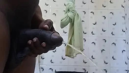 Orospularınızı saklayın çünkü büyük canavar zaten şehre geri döndü