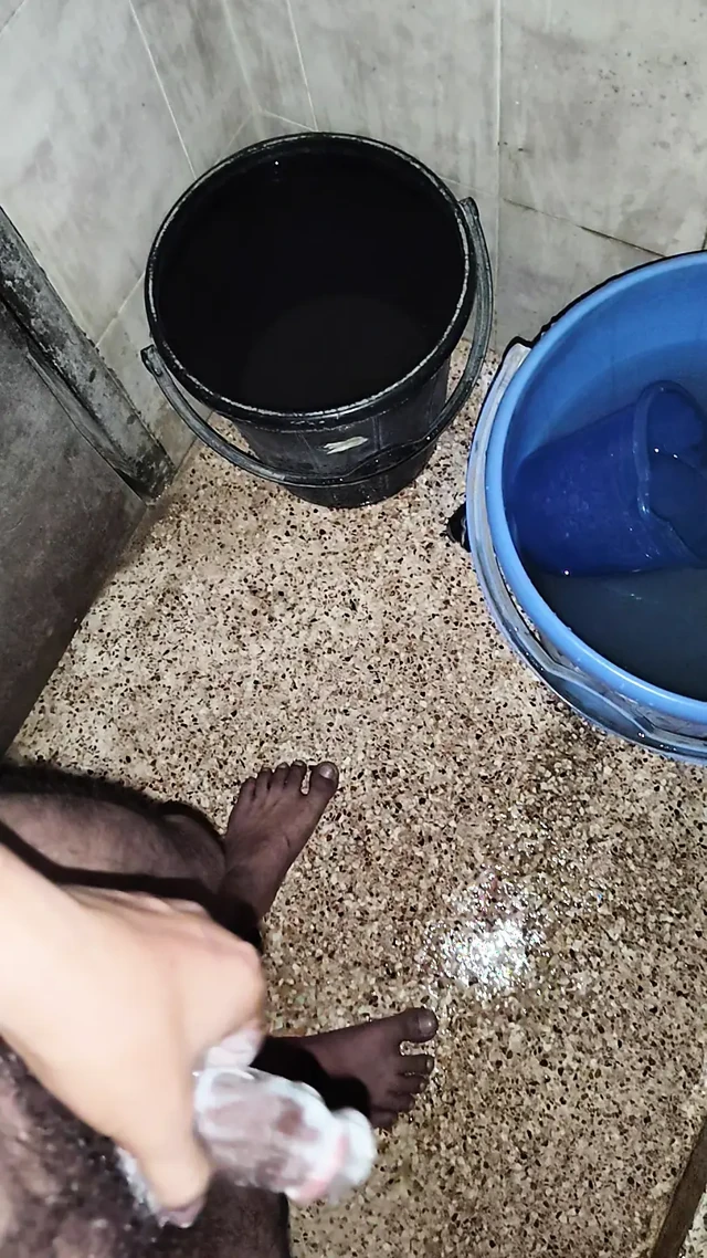Yapacak başka bir şeyim yok, bu yüzden kendi işini yapmak zorundasın