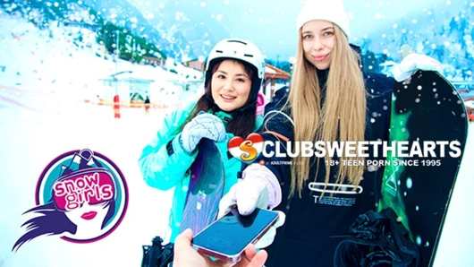 ClubSweethearts tarafından 18 yaşındaki Alice Flore ve Amelia Ost ile snowboarding'den amcık sikişine