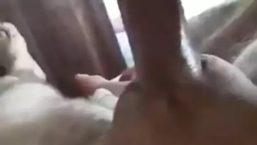 Pakistanlı yaşlı adam ile büyük çük