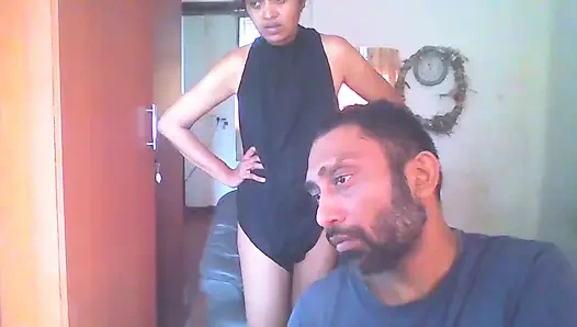 Sri Lanka'da özgür sürtük bird olarak yaşıyor