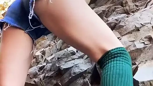 Hintli ateşli bebek