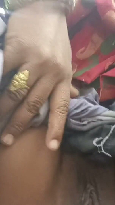 Finger chudai se Nikal Gaya bhabhi ka peshab | Bölüm 1